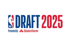 联盟关注：火箭与雄鹿之间的交易谈判进入最后阶段。